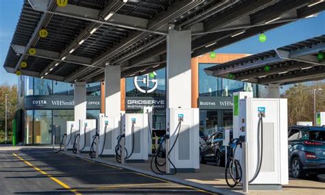 Uks First All Electric Car Charging Forecourt Opens In Essex