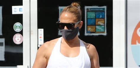Jennifer Lopez Flashes Toned Midriff Leaving Her Workout In Miami
