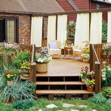 In some deck design situations, you may feel that it is important to block certain views to increase privacy. Privacy Solutions for Your Deck | Decks, Backyards and Outdoor Curtains
