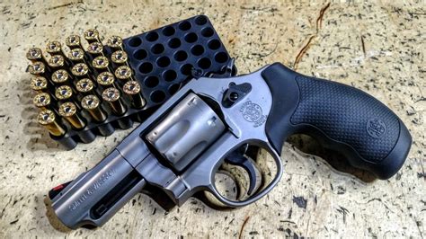 Tfb Review Smith And Wesson Model 66 Combat Magnum 357 Magnum The