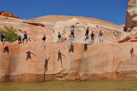 Cliff Jumping Lake Powell Cliff Jumping Lake Powell Summer Travel