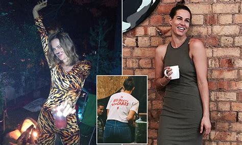 Claire Robbie Reveals How She Quit Alcohol For Good Daily Mail Online
