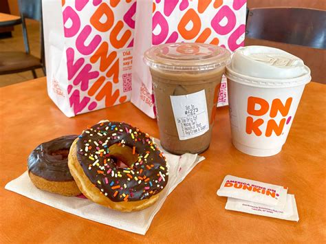 Dunkin Donuts Franchise Cost Fees And Earning Stats [2023]