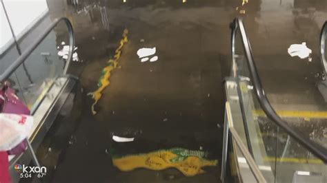 Water Main Break Floods Baggage Claim Area At Jfk Airport In New York