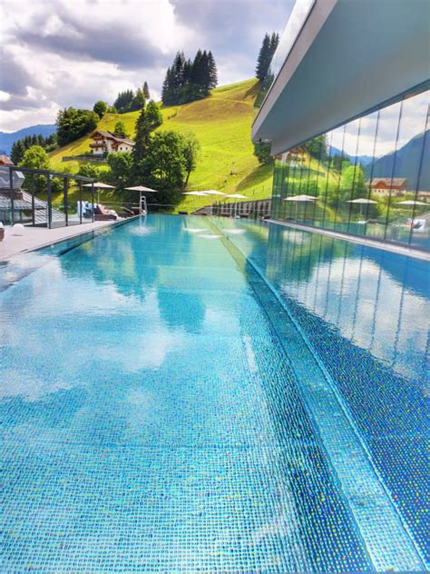 Pool Das Edelweiss Salzburg Mountain Resort Großarl