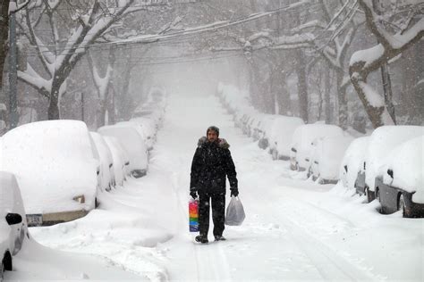 East Coast blizzard makes top 5 worst Northeast snowstorms - CBS News