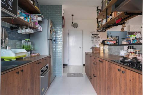 Having a hdb kitchen with limited space doesn't mean you need to stick to boring, utilitarian designs. Kitchen | Interior Design Singapore | Interior Design Ideas