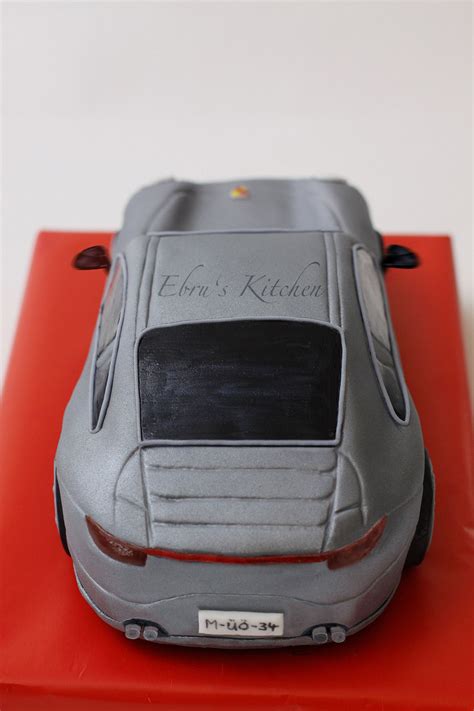 Gleichzeitig werden kuchen für männer häufig mit verschiedenen mustern, geometrischen mustern. Porsche Cake | Auto torte, Kuchen mit fondant, Torte für ...