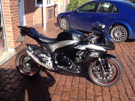 Just bought the black 1000 k9 about 3 weeks now and loving every second of it. 2009 SUZUKI GSXR 1000 K9 BLACK