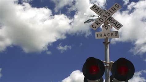 12 Flashing Red Lights At A Railroad Crossing Meaning