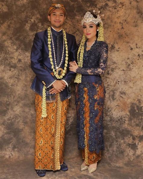 Tips Memilih Baju Pernikahan Adat Jawa Yang Cocok Dan Elegan Musafir Digital