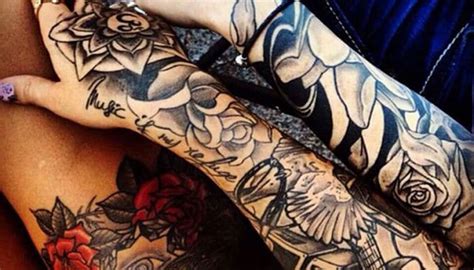 También tienes tatuajes originales en la parte posterior del brazo o el talón del pie. 4 Interesantes Ideas Para Colocarte Tatuajes En El Brazo