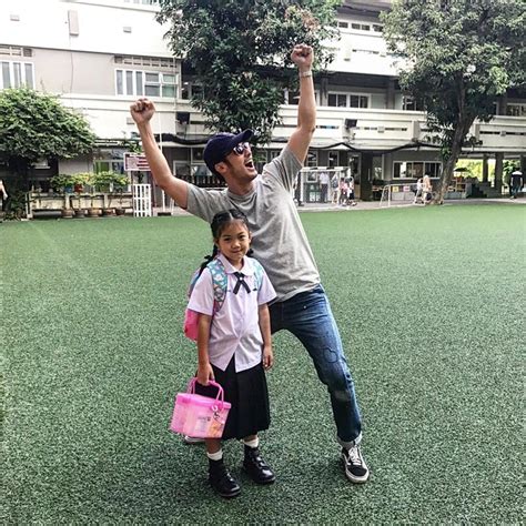 วิทยาเขตอุเทนถวาย ค่าเทอมราคาเริ่มต้น 16, 600 บาท เปิดโรงเรียนลูกดารา กับราคาค่าเทอมสูงลิ่ว แต่ละคนไม่ใช่ ...