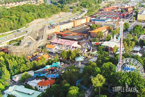 Liseberg is an amusement park located in gothenburg, sweden, that opened in 1923. Liseberg - park rozrywki w Göteborgu | Tripowscy.pl ...