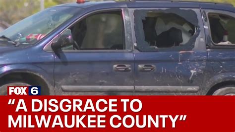 Milwaukee homicide; Highway 145 at 76th Street off-ramp, man dead