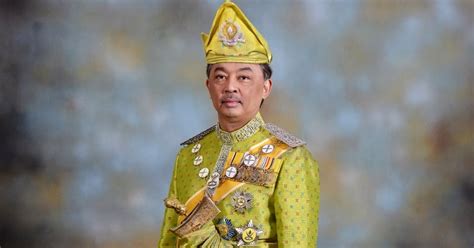 السلطان عبدالله رعاية الدين المصطفى بالله شاه الحاج ابن المرحوم. Sultan Pahang Al-Sultan Abdullah dipilih Agong Ke-16 | AKU ...