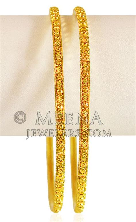 22kt Gold Filigree Work Bago21131 22k Gold Traditional Banglesset