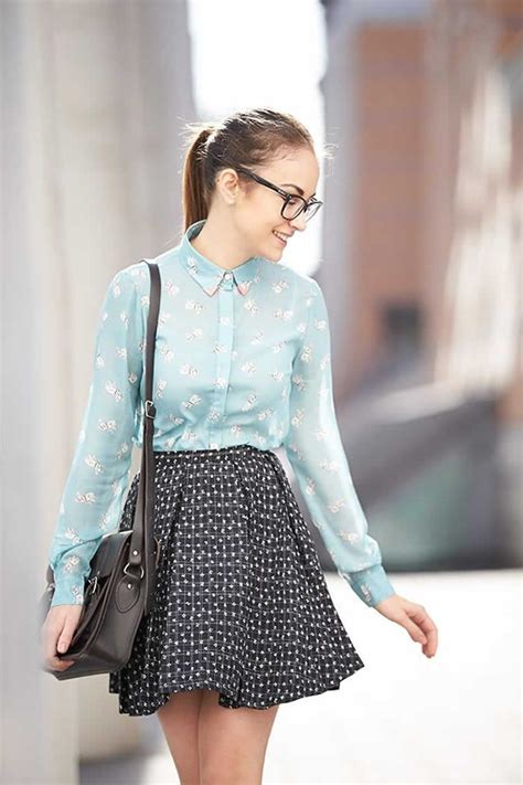 How to Get the Geeky Girl Fashion Style | Nerdy girl outfits, Girl 