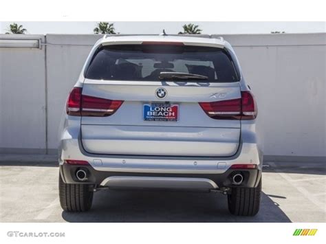 The car was unveiled in the 2013 frankfurt international motor show. 2017 Glacier Silver Metallic BMW X5 xDrive35i #120738622 Photo #4 | GTCarLot.com - Car Color ...