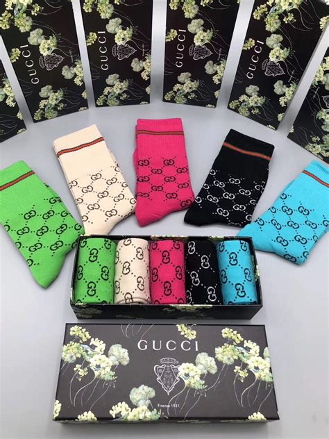 Cheap 2020 Cheap Unisex Gucci Socks 5 Pairs Per Box 21596835