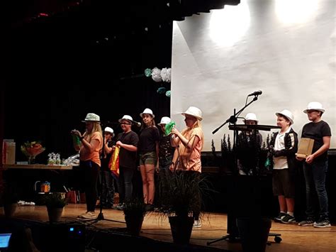 Klassen der mittelschule cadolzburg statt. Abschlussfeier der 10. Klassen 2018 - Sandhofen Realschule