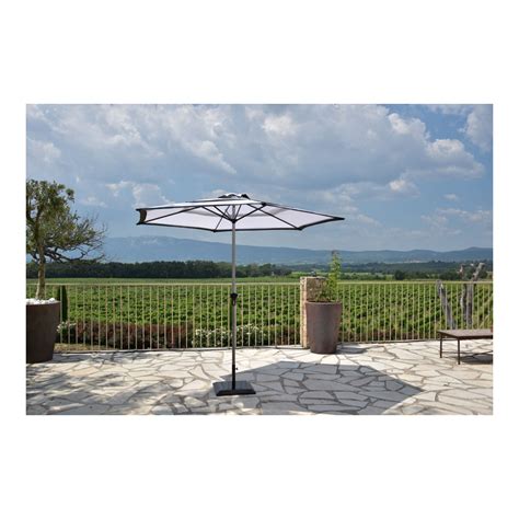 Parasol and canopy are semantically related in some cases you can use parasol instead a noun canopy. Parasol CANOPY bi-color - MOBILIER DE JARDIN - Cour & Jardin