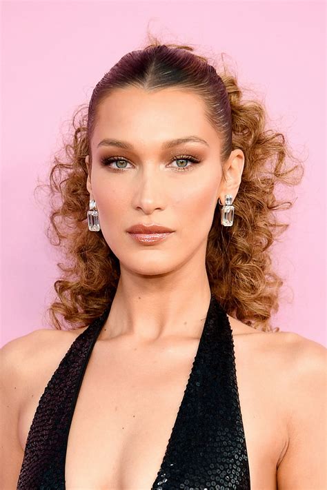 Bella hadid has a whole new look, and it's a long way from the rich brown hair color that's been her i just have a darker personality. Bella Hadid's Blonde Hair - Bella Hadid's Hairstyles ...