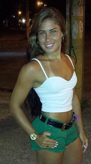 Rio Street Cleaner Dubbed Sweeper Babe Becomes Internet Sensation In