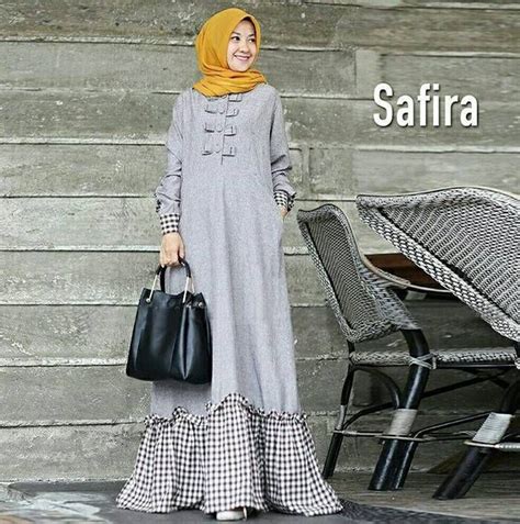 Jgan lupa subscribe channel ni desain lengan baju gamis terbaru yg di minati oleh wanita bagus tuk inspirasi anda #lenganbaju. Model Gamis Shafira 2019 (Dengan gambar) | Model pakaian ...