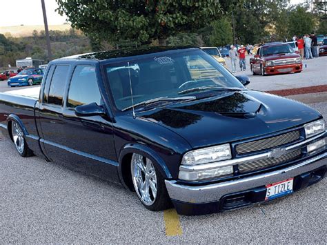 Chevrolet S10 4 Door Reviews Prices Ratings With Various Photos