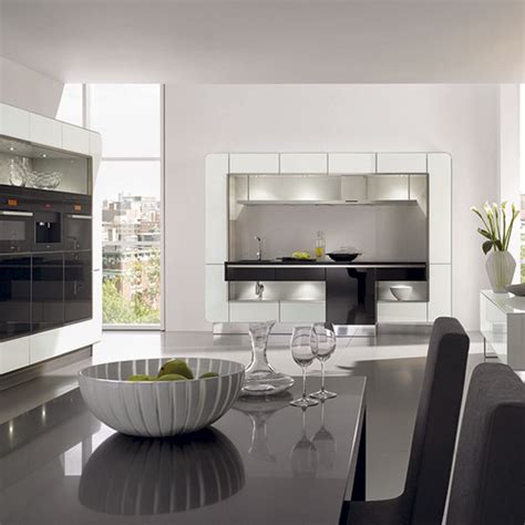 Freestanding cabinetry is one of them, it's rediscovered and is making a huge come back, and more and more designers. Freestanding kitchen ideas