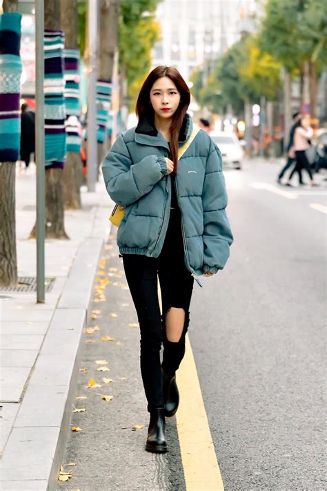 November 2019 Seoul Womens Street Fashion Style écheveau 한국 거리 패션