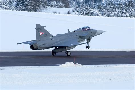 Saab jas 39 gripen is a single engine, light multirole fighter jet. Hungarian Saab Gripen First Flight - MILAVIA Military ...