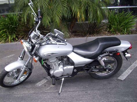 It could reach a top speed of 63 mph (102 km/h). Buy 2007 Kawasaki Eliminator 125 Cruiser on 2040-motos