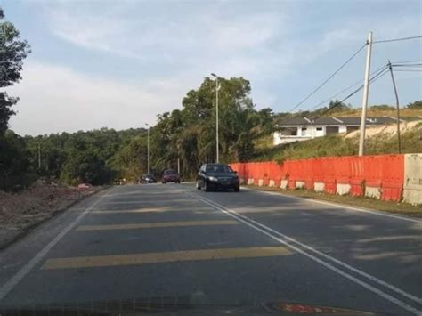 Hektar kepada ekar (ha kepada ac) kalkulator penukar untuk keluasan penukar dengan jadual and formula tambahan. Agricultural Land Land For Sale Sg Merab Bangi