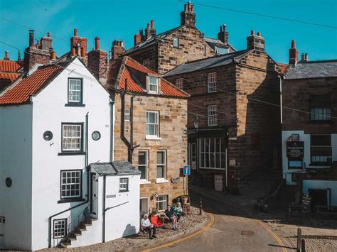 12 Amazing Things To Do In Robin Hoods Bay 2024