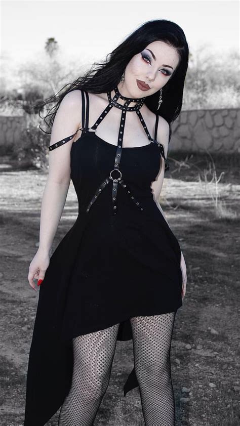 Pin By Jessica Vega On Kristiana Gothic Fashion Gothic Outfits Hot