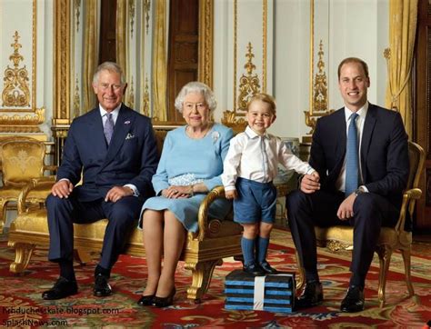 Britanska Kraljica Elizabeta Ii Slavi 90 Rođendan Fotografijom S
