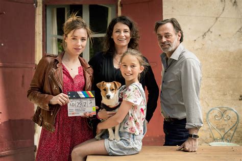 She would not keep him here. EIN TISCH IN DER PROVENCE // FERNSEHREIHE FÜRS ZDF - Maike ...