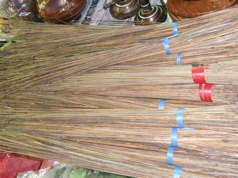 Filecoconut Stick Broom D Wikimedia Commons