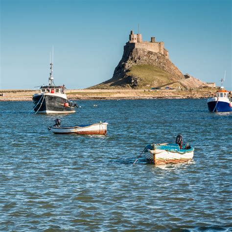 Our guide to: Holy Island and Lindisfarne Castle - Doxford Cottages