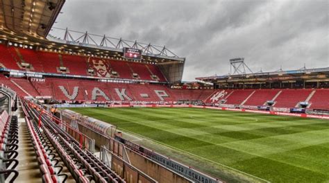 Op dit moment mogen er zondag 13.000 mensen aanwezig zijn bij het duel tegen fc twente. FC Twente moet stadion 'aanpassen' voor EK vrouwenvoetbal ...