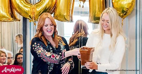 Ree Drummond And Her Daughter Paige Hold Culinary Presentation At The