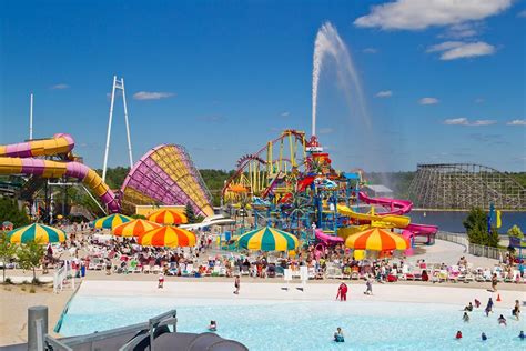 10 Waterparks In Michigan To Check Out Summer