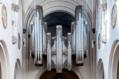 Pipe Organ Highlighted In All Its Glory In New Photo Series