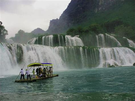 Nanning De Tian Waterfall De Tian Travel Photos Images And Pictures Of