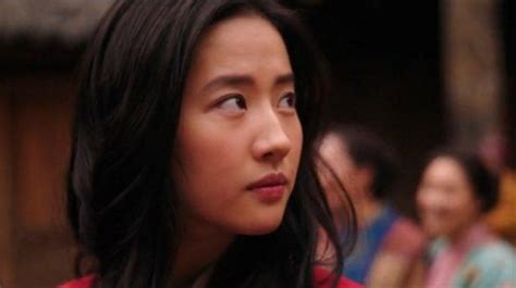 Nonton film mulan (2020) subtitle indonesia. Review Film Mulan (2020) - Besok Sore