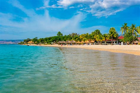 El parque nacional monte cristi es un espacio protegido de la isla caribeña de la española que se extiende desde las fronteras de haití a punta rucia en la república dominicana y tiene una superficie de 550 km². Vacation Resorts in Haiti All Inclusive | Royal Decameron ...