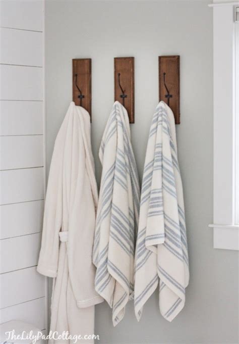 When you want to change your bathroom to be like an art gallery, try this decor. Pin on DIY Decorating