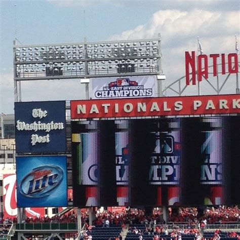 Nats Unveil Nl East Champion Banner Nationals Park Washington